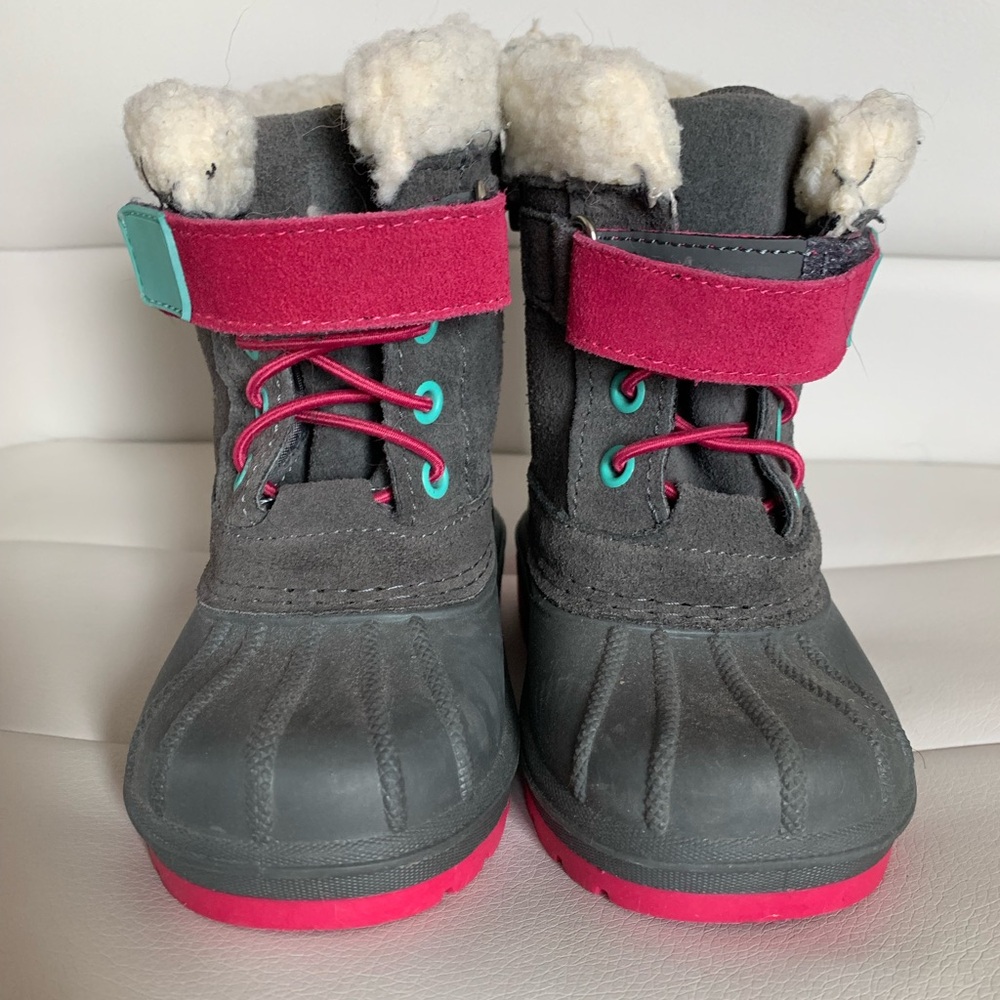 Baby snow boots